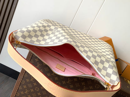 New 💯 ladies' bags
