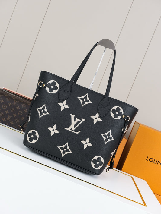 New 💯 ladies' bags
