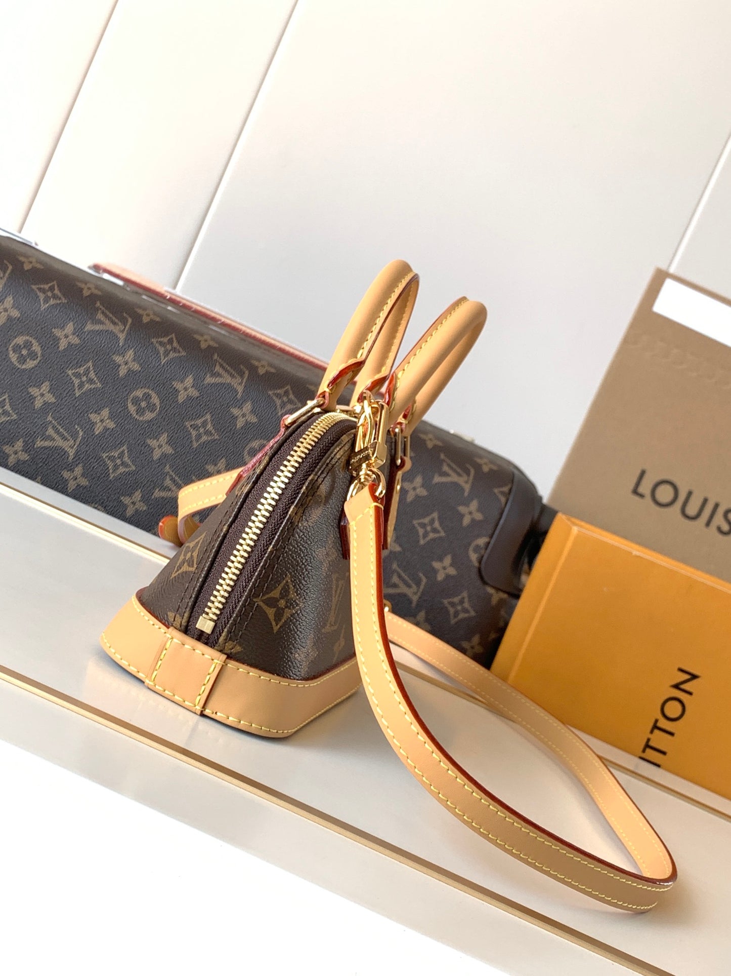 New 💯 ladies' bags