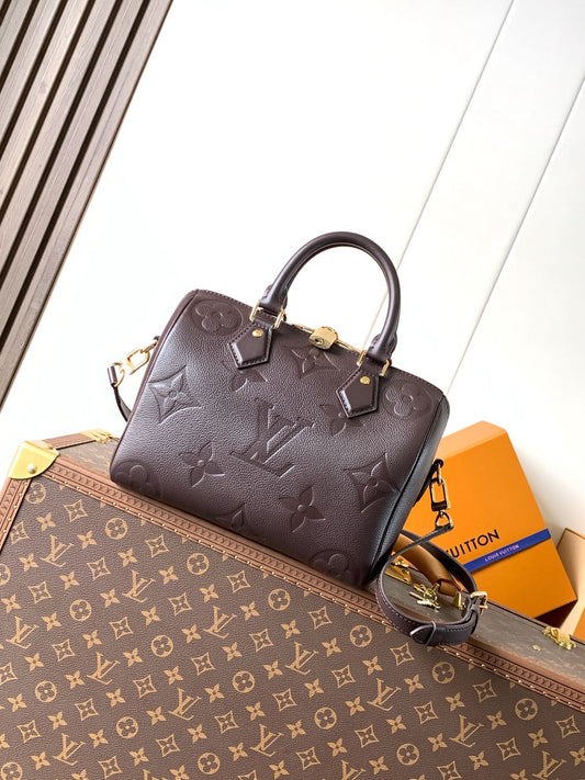 New 💯 ladies' bags