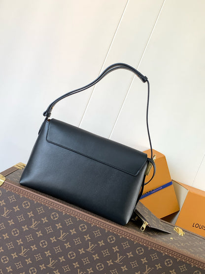New 💯 ladies' bags