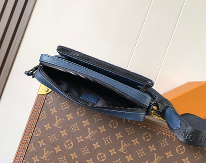 New 💯 ladies' bags