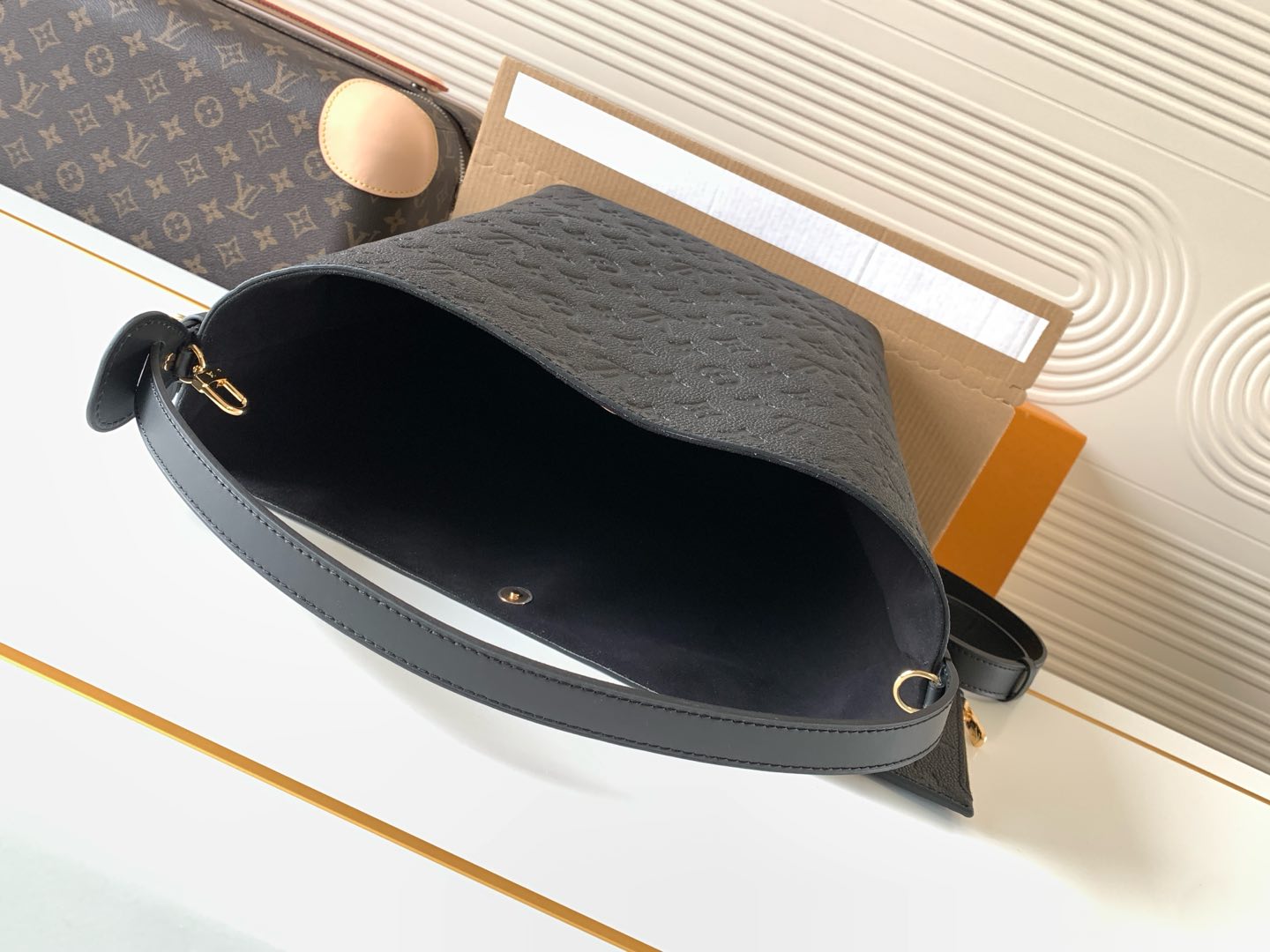 New 💯 ladies' bags