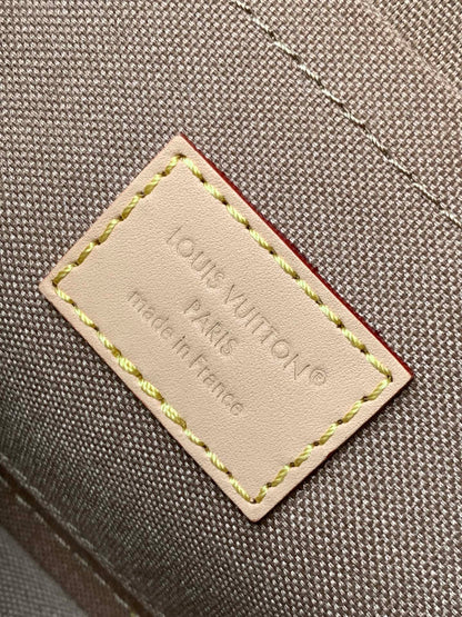New 💯 ladies' bags