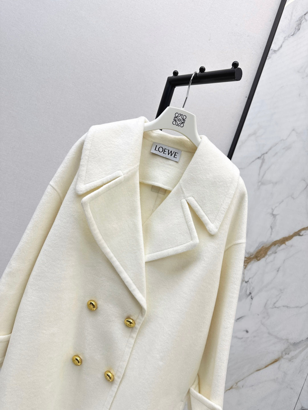 Loe New mid-length coat
