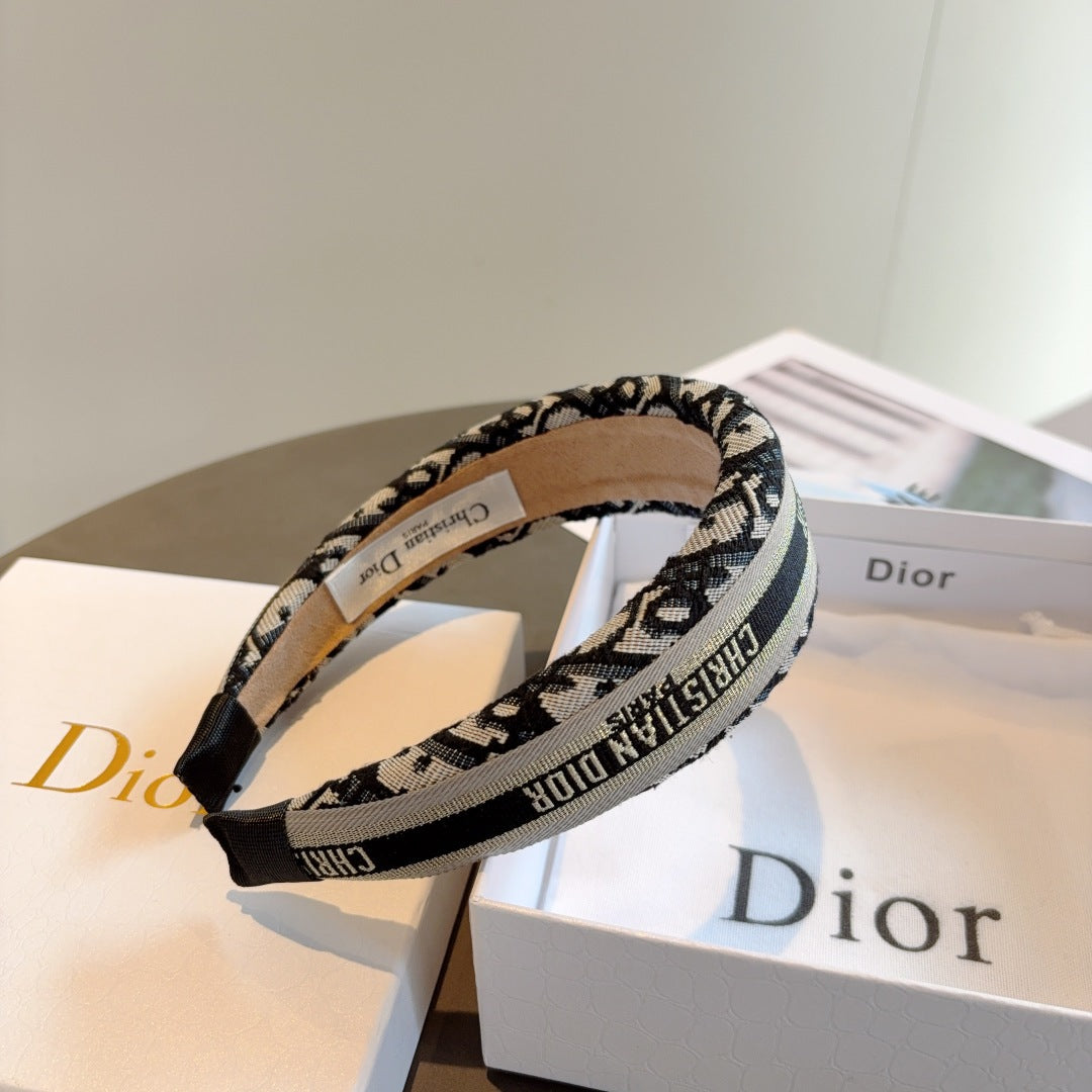 CD Classic new D letter headband
