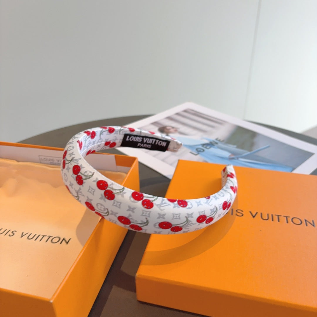 Louis' best-selling Murakami Takashi series🍒cherry headband