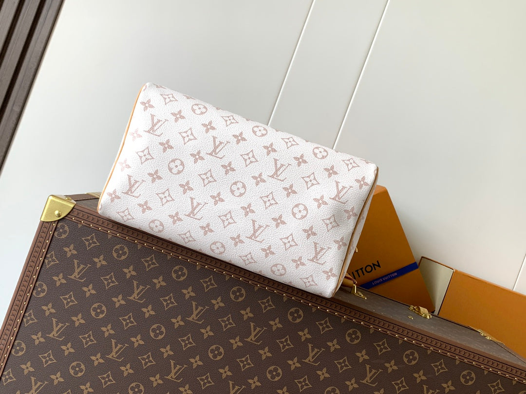 New 💯 ladies' bags