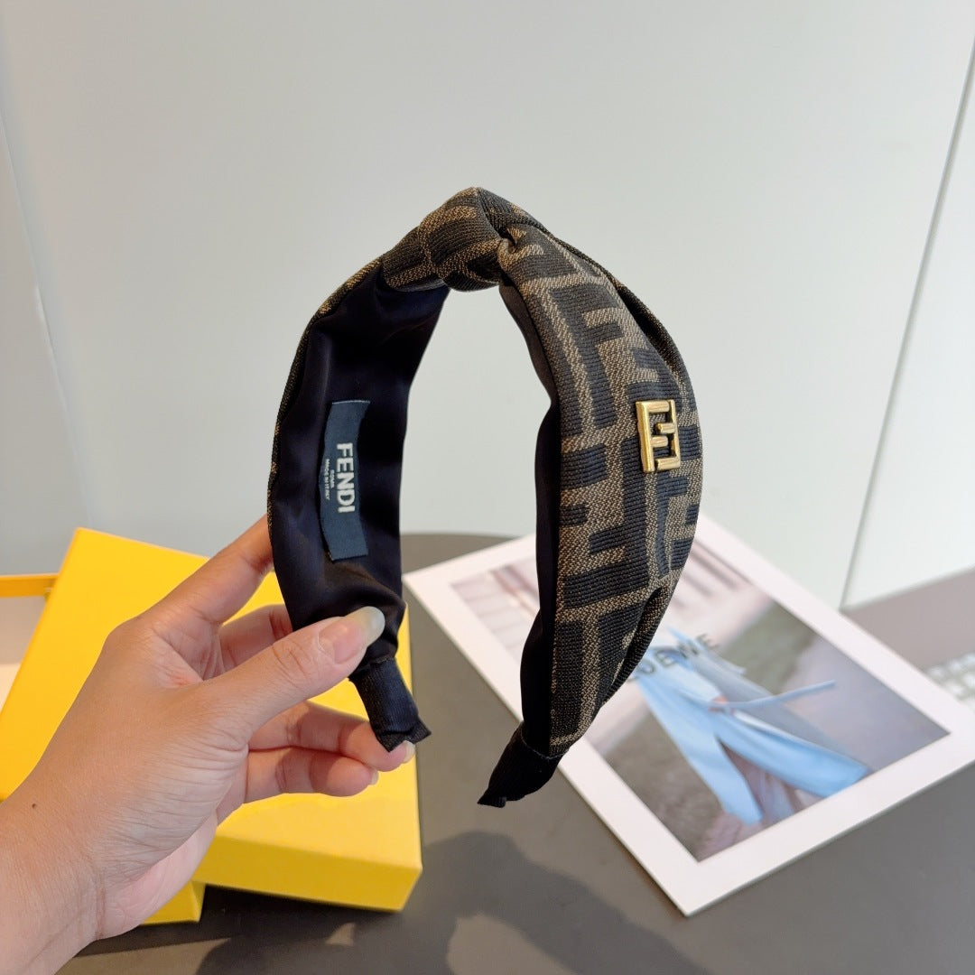 Fen classic double F headband