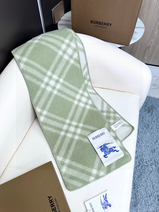 Bur classic wool scarf