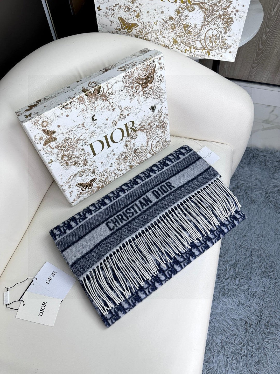 CD Classic printed double-sided cashmere scarf