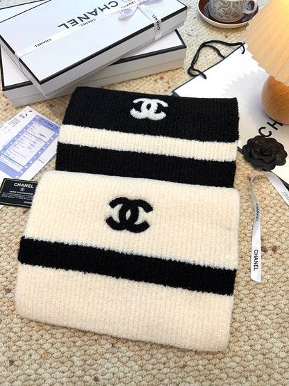 Chan classic woven wool scarf