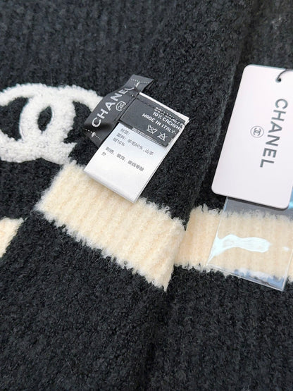 Chan classic woven wool scarf