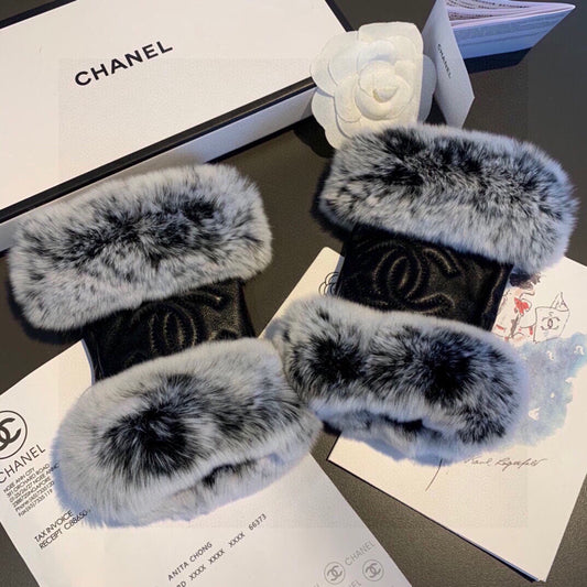 Chan autumn and winter short double lazy rabbit fur gloves
