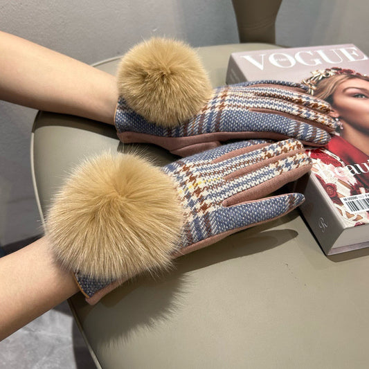 Bur new wool gloves