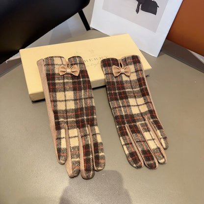 Bur new wool gloves