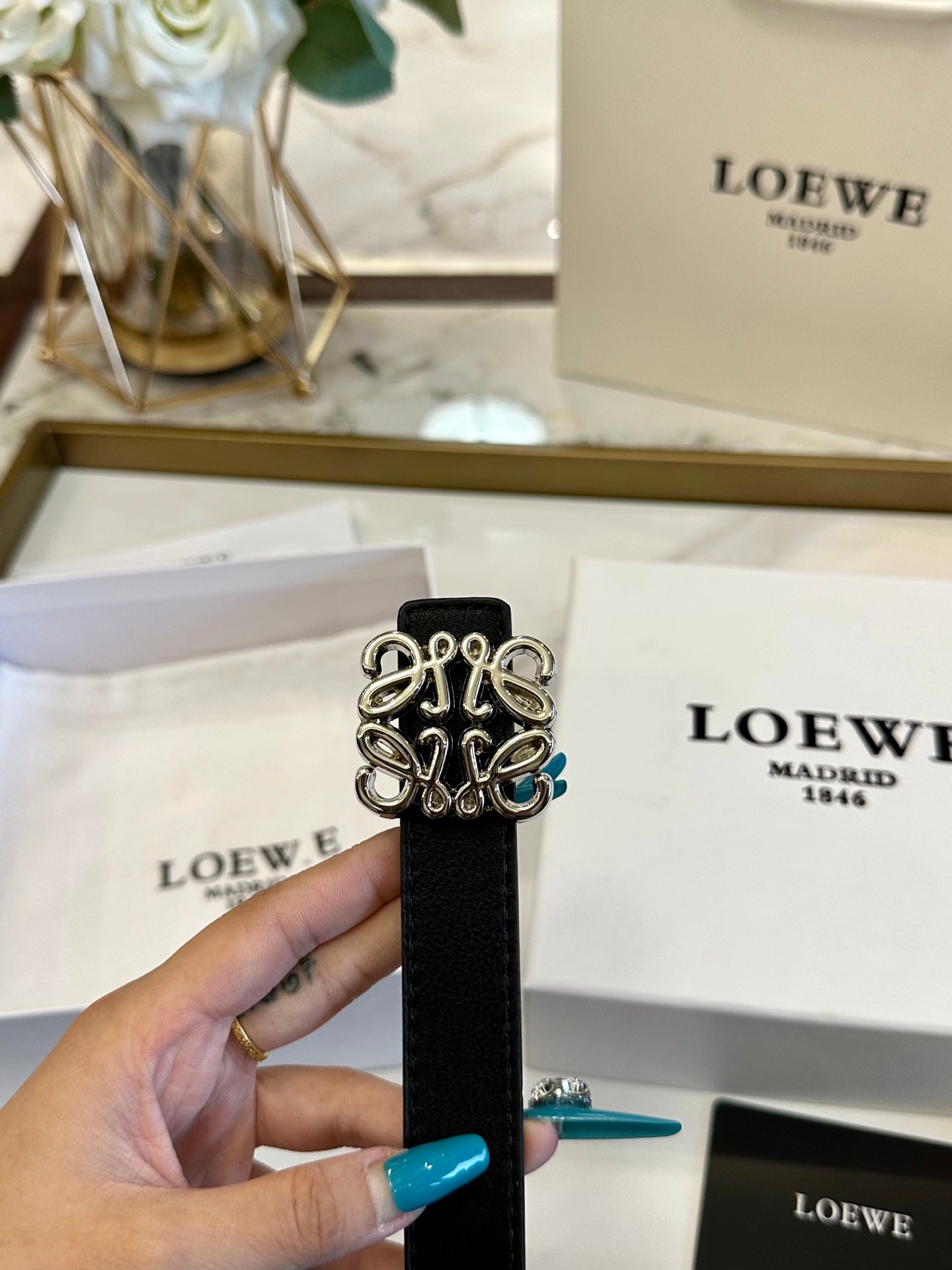 Loe belt