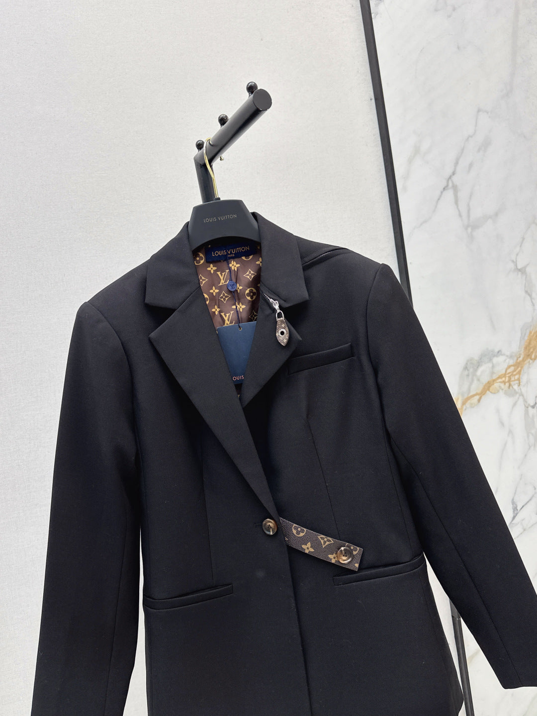 Louis New blazer
