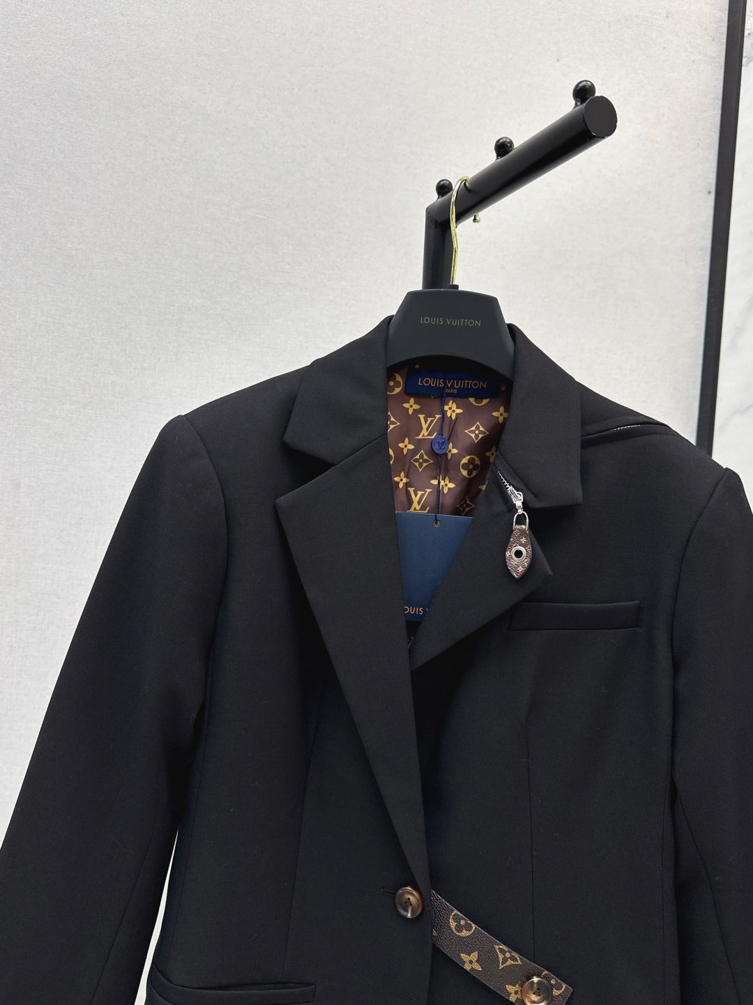 Louis New blazer